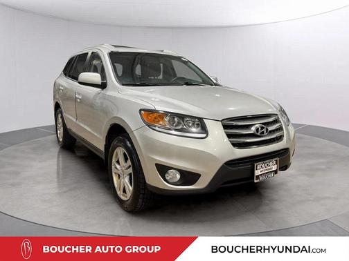 2012 Hyundai SANTA FE SE