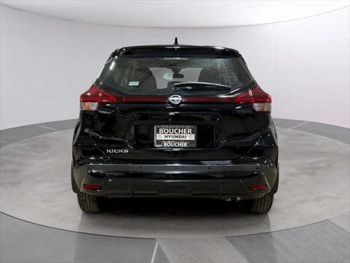 2022 Nissan Kicks S