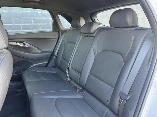 2018 Hyundai Elantra GT Sport