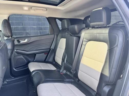 2021 Ford Escape Titanium