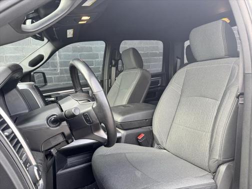 2021 RAM 1500 Classic SLT