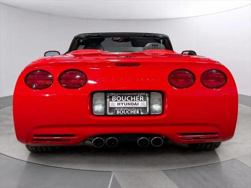 2004 Chevrolet Corvette Base