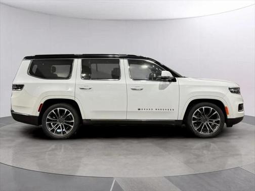 2022 Jeep Grand Wagoneer Series III 4x4
