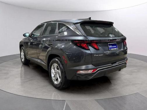 2023 Hyundai TUCSON SE