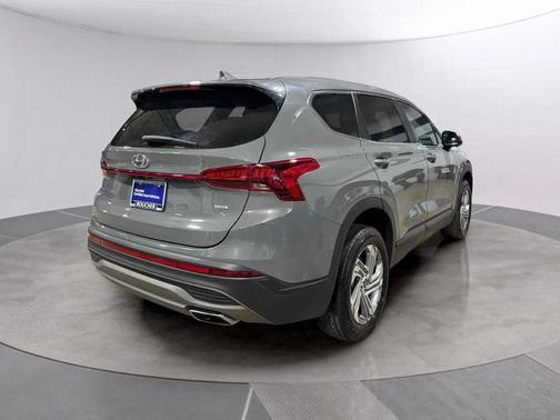 2021 Hyundai SANTA FE SE