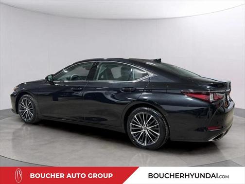 2022 Lexus ES 350 Base