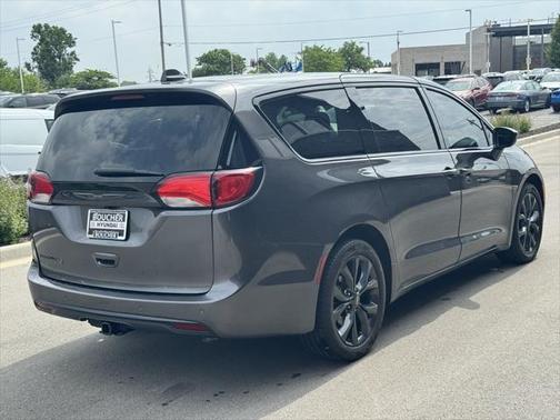 2019 Chrysler Pacifica Touring Plus