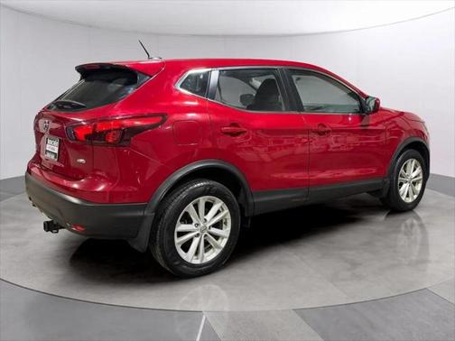 2017 Nissan Rogue Sport S