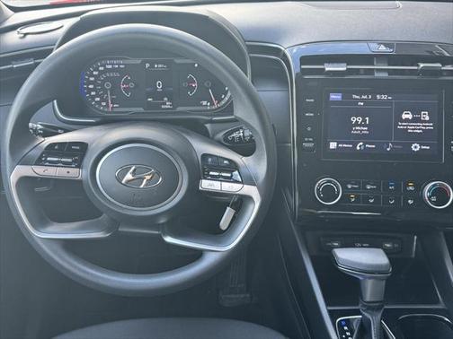 2022 Hyundai TUCSON SE