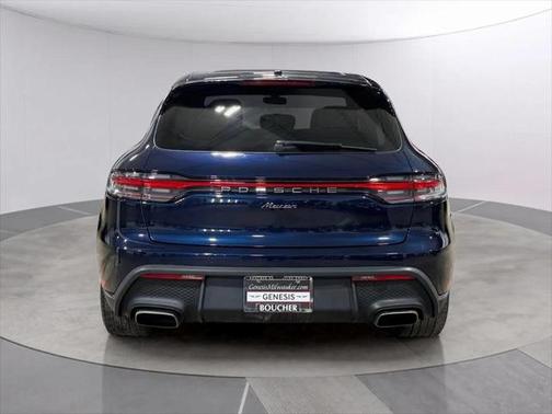 2023 Porsche Macan Base