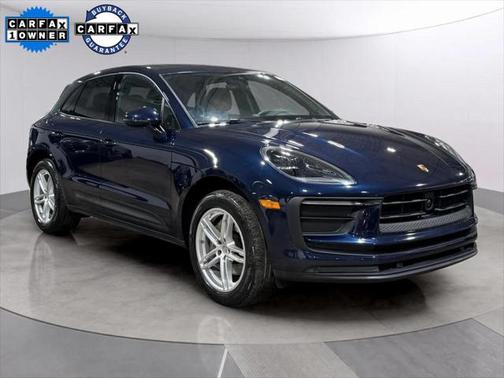 2023 Porsche Macan Base