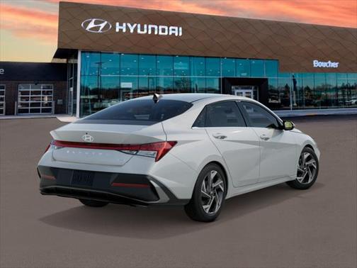 2025 Hyundai ELANTRA Limited