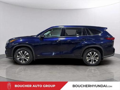 2022 Toyota Highlander Hybrid XLE