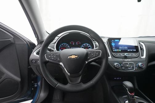 2024 Chevrolet Malibu FWD RS
