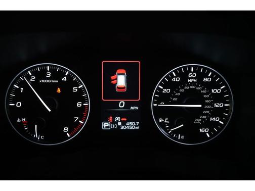 Crystal White Pearl 2025 Subaru Forester Limited