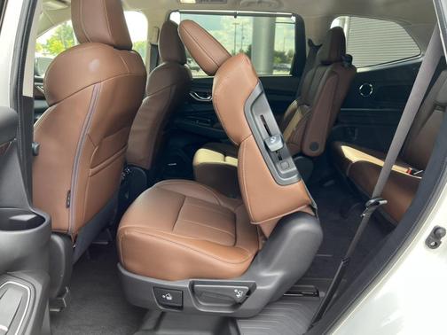 2025 Subaru Ascent Touring 7-Passenger