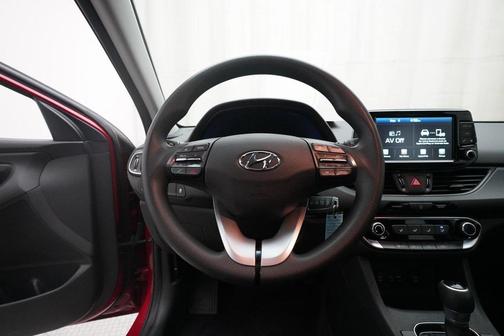 2018 Hyundai Elantra GT Base