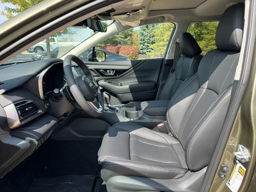 2025 Subaru Outback Touring XT