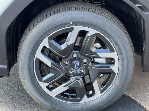 2025 Subaru Forester Hybrid Premium