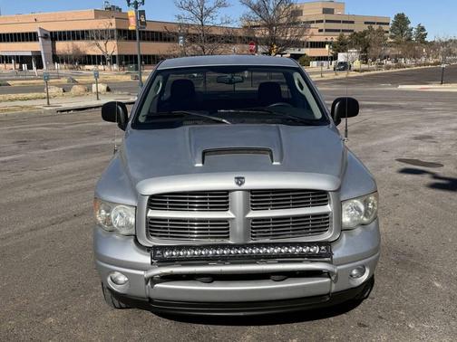 2004 Dodge Ram 1500 SLT