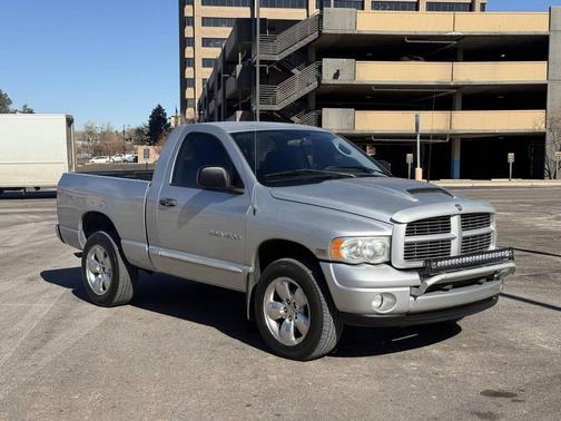 2004 Dodge Ram 1500 SLT