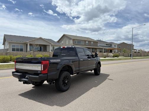 2022 Ford F-350 Platinum