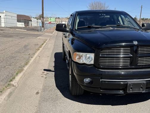 2004 Dodge Ram 1500 SLT Quad Cab