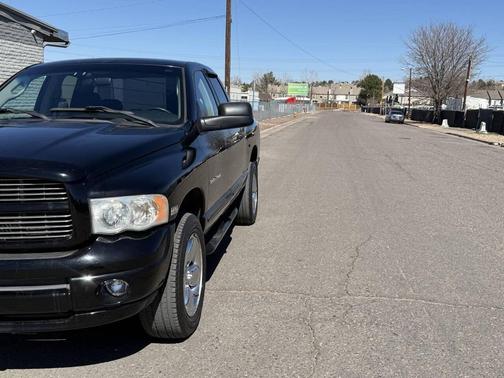 2004 Dodge Ram 1500 SLT Quad Cab