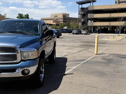 Blue 2005 Dodge Ram 1500 SLT