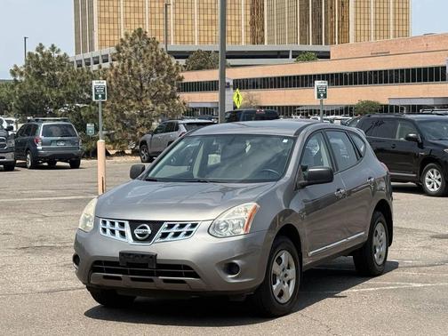Pewter 2012 Nissan Rogue S