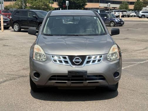 Pewter 2012 Nissan Rogue S