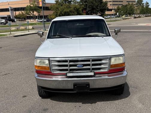 1996 Ford Bronco XLT 2dr 4WD SUV