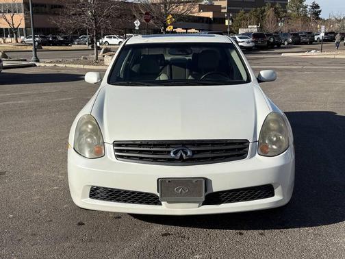 2005 INFINITI G35 Base