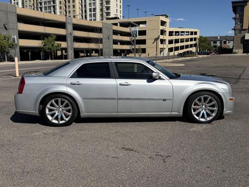 2009 Chrysler 300 SRT8