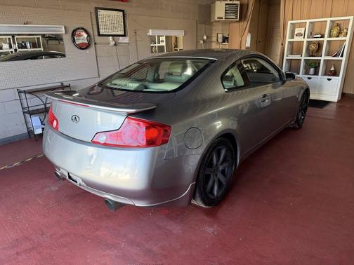 2004 INFINITI G35 Base