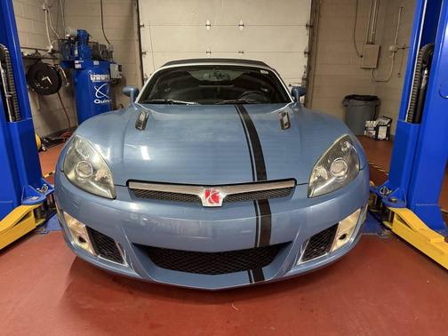 2008 Saturn Sky Red Line