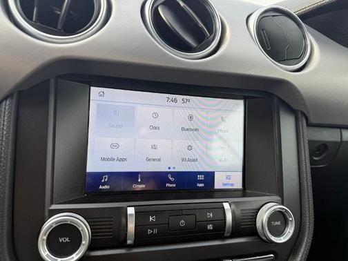 2023 Ford Mustang ECOBOOST PREMIUM