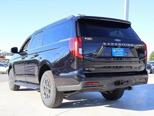2025 Ford Expedition Max Active 4x4