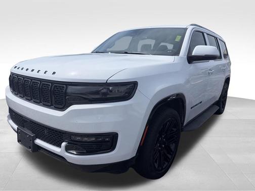 Bright White Clearcoat 2022 Jeep Wagoneer Series I Obsidian 4x4