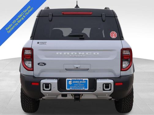 Space White Metallic 2026 Ford Bronco Sport Badlands
