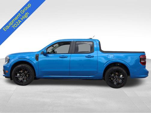 Velocity Blue 2026 Ford Maverick Lobo