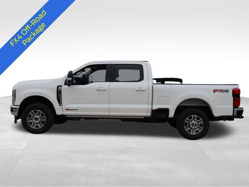 Star White Metallic Tri-Coat 2026 Ford F-350 Lariat