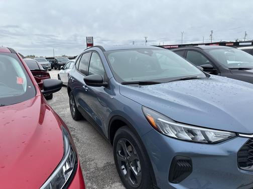 2025 Ford Escape ST-Line