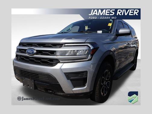 Silver Metallic 2022 Ford Expedition Max XLT