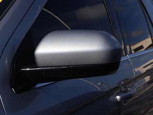 Silver Metallic 2022 Ford Expedition Max XLT