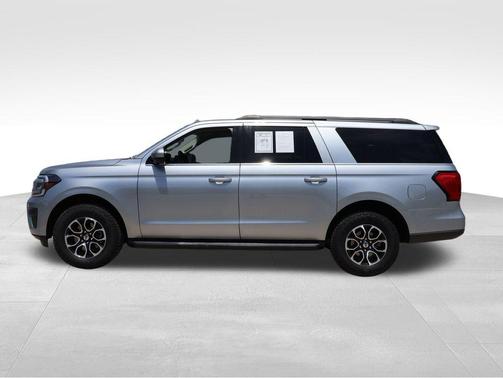 Silver Metallic 2022 Ford Expedition Max XLT
