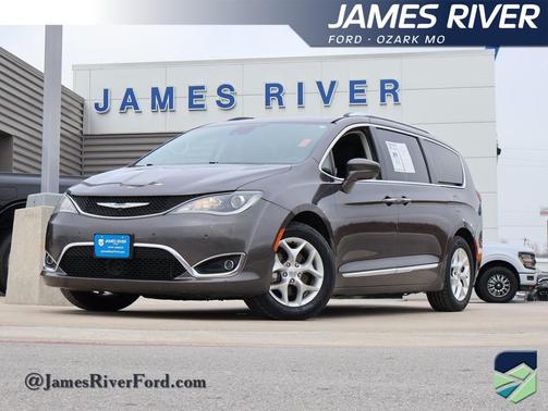 2019 Chrysler Pacifica Touring-L Plus