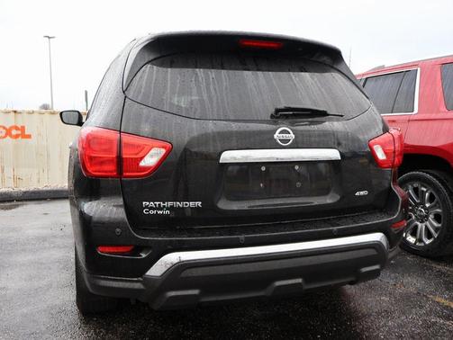 2019 Nissan Pathfinder S