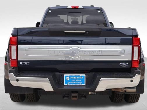 Antimatter Blue Metallic 2022 Ford F-350 King Ranch