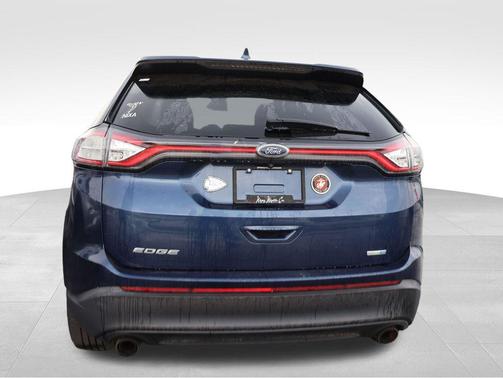 Shadow Black 2017 Ford Edge SE